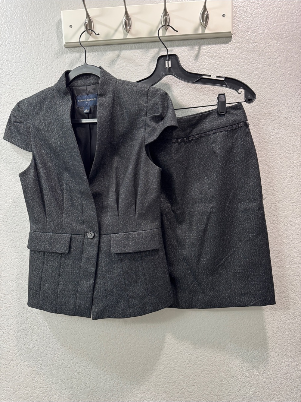 Banana Republic Charcoal Gray Short-Sleeve Blazer with Matching Skirt